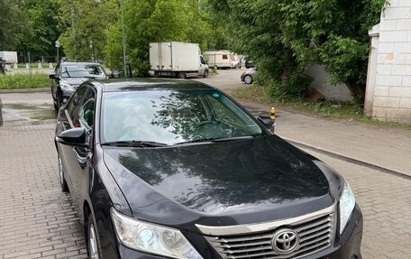 Toyota Camry, 2013 год, 1 800 000 рублей, 3 фотография