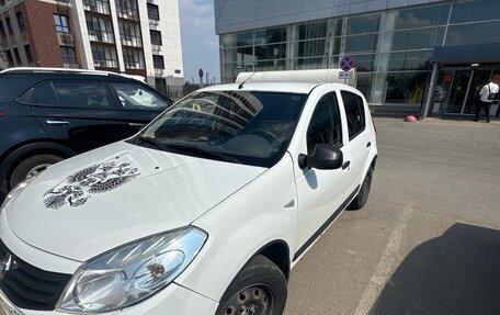 Renault Sandero I, 2012 год, 500 000 рублей, 3 фотография