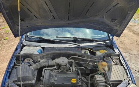 Opel Corsa C рестайлинг, 2004 год, 240 000 рублей, 17 фотография