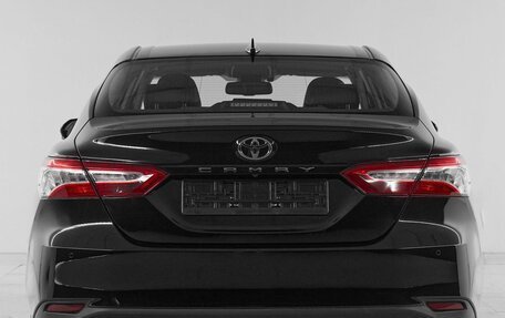 Toyota Camry, 2019 год, 2 500 000 рублей, 5 фотография