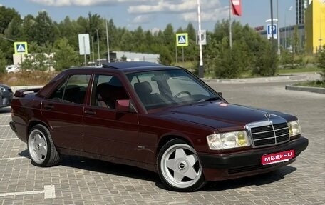 Mercedes-Benz 190 (W201), 1992 год, 1 050 000 рублей, 1 фотография