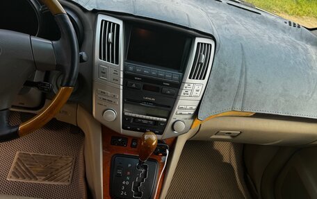 Lexus RX II рестайлинг, 2003 год, 1 000 000 рублей, 13 фотография
