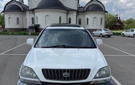 Toyota Harrier, 1999 год, 650 000 рублей, 2 фотография