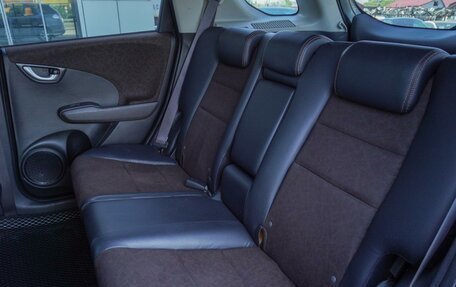 Honda Fit Shuttle I рестайлинг, 2013 год, 1 070 000 рублей, 16 фотография