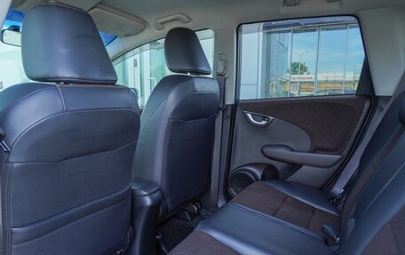 Honda Fit Shuttle I рестайлинг, 2013 год, 1 070 000 рублей, 17 фотография