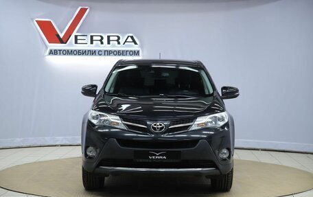 Toyota RAV4, 2013 год, 1 990 000 рублей, 2 фотография