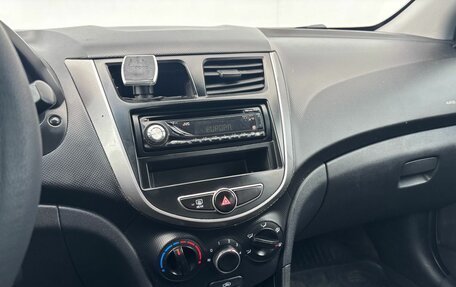 Hyundai Solaris II рестайлинг, 2014 год, 750 000 рублей, 12 фотография