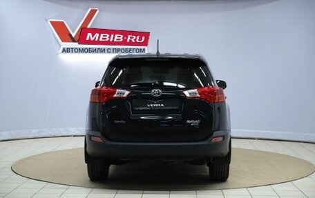 Toyota RAV4, 2013 год, 1 990 000 рублей, 6 фотография