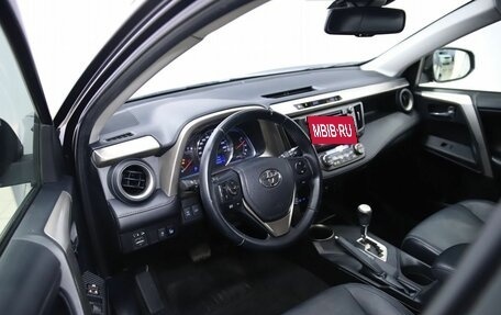 Toyota RAV4, 2013 год, 1 990 000 рублей, 10 фотография
