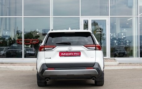 Toyota RAV4, 2020 год, 3 500 000 рублей, 4 фотография