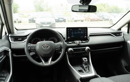 Toyota RAV4, 2020 год, 3 500 000 рублей, 11 фотография