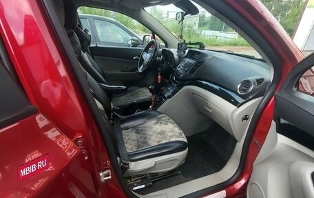 Chevrolet Orlando I, 2012 год, 850 000 рублей, 2 фотография