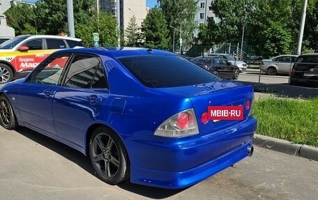 Lexus IS II рестайлинг 2, 2000 год, 1 200 000 рублей, 7 фотография