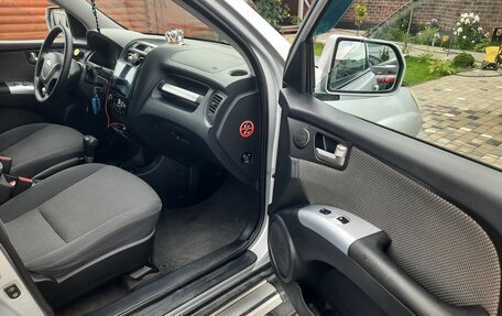 KIA Sportage II, 2009 год, 890 000 рублей, 14 фотография