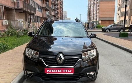 Renault Sandero II рестайлинг, 2019 год, 1 120 000 рублей, 2 фотография