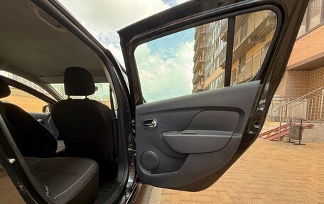 Renault Sandero II рестайлинг, 2019 год, 1 120 000 рублей, 24 фотография