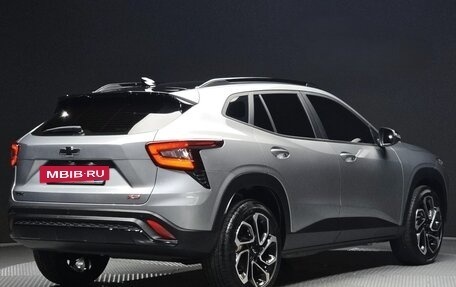 Chevrolet Trax, 2023 год, 1 800 000 рублей, 3 фотография