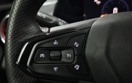 Chevrolet Trax, 2023 год, 1 800 000 рублей, 7 фотография