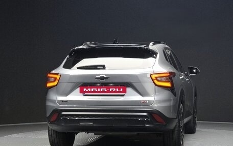 Chevrolet Trax, 2023 год, 1 800 000 рублей, 4 фотография