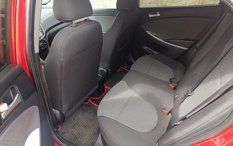Hyundai Solaris II рестайлинг, 2011 год, 597 000 рублей, 25 фотография