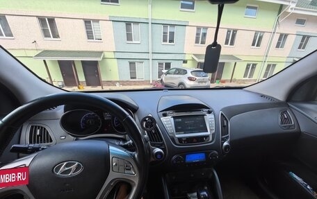 Hyundai ix35 I рестайлинг, 2010 год, 980 000 рублей, 14 фотография