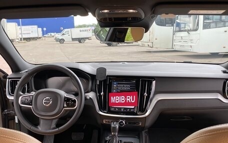 Volvo V60 Cross Country II, 2020 год, 3 860 000 рублей, 15 фотография