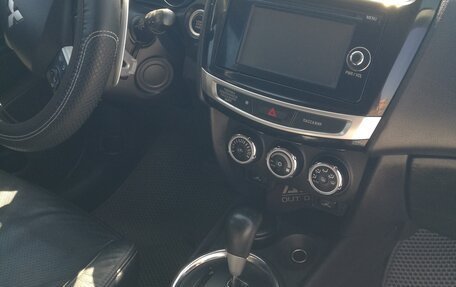 Mitsubishi ASX I рестайлинг, 2014 год, 1 300 000 рублей, 13 фотография