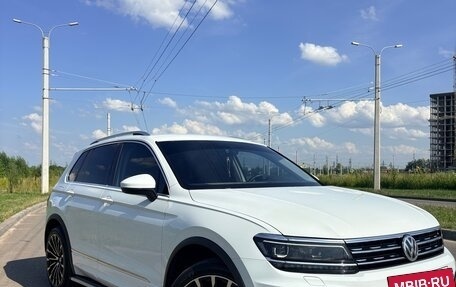 Volkswagen Tiguan II, 2018 год, 2 900 000 рублей, 6 фотография