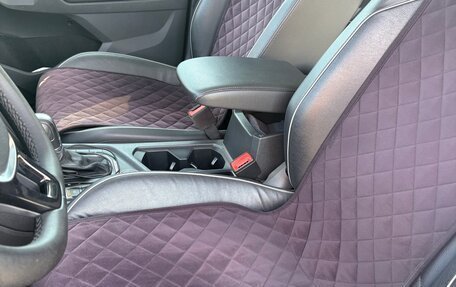Volkswagen Tiguan II, 2018 год, 2 900 000 рублей, 13 фотография