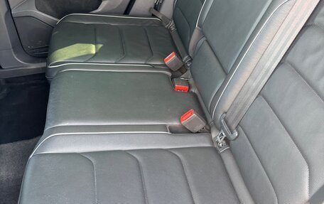 Volkswagen Tiguan II, 2018 год, 2 900 000 рублей, 14 фотография