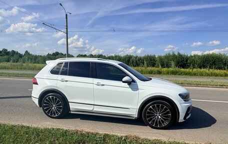 Volkswagen Tiguan II, 2018 год, 2 900 000 рублей, 20 фотография
