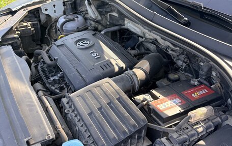 Volkswagen Tiguan II, 2018 год, 2 900 000 рублей, 15 фотография