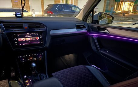 Volkswagen Tiguan II, 2018 год, 2 900 000 рублей, 26 фотография