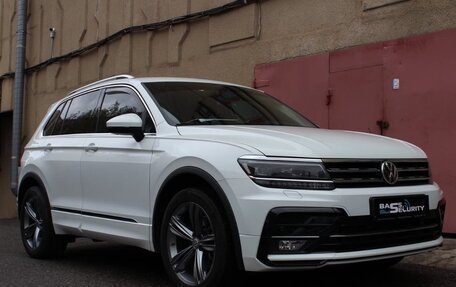 Volkswagen Tiguan II, 2018 год, 2 900 000 рублей, 27 фотография