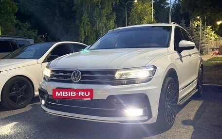Volkswagen Tiguan II, 2018 год, 2 900 000 рублей, 24 фотография