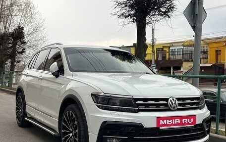 Volkswagen Tiguan II, 2018 год, 2 900 000 рублей, 28 фотография