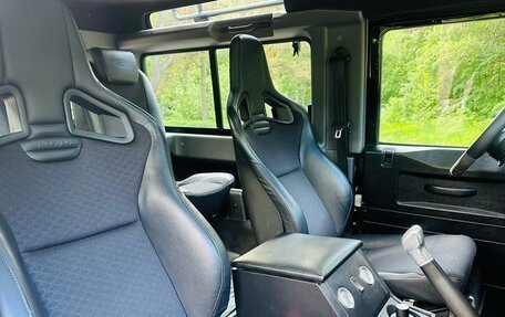 Land Rover Defender I, 2008 год, 3 200 000 рублей, 12 фотография