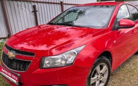 Chevrolet Cruze II, 2009 год, 650 000 рублей, 2 фотография