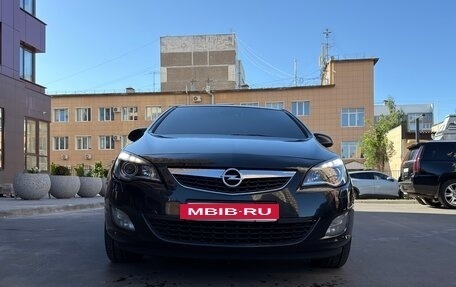 Opel Astra J, 2012 год, 820 000 рублей, 2 фотография