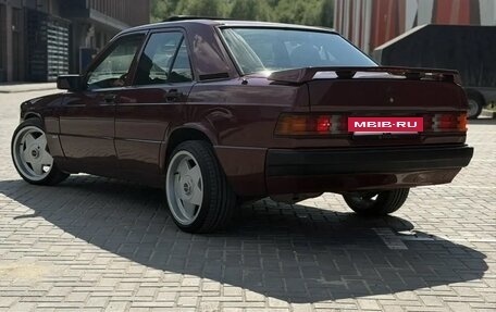 Mercedes-Benz 190 (W201), 1992 год, 1 050 000 рублей, 2 фотография