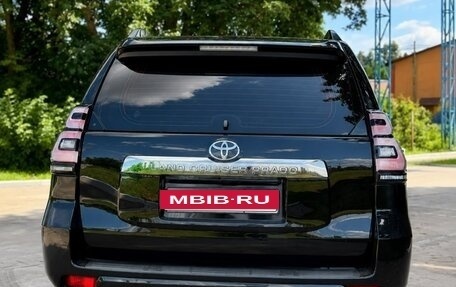 Toyota Land Cruiser Prado 150 рестайлинг 2, 2021 год, 6 380 000 рублей, 4 фотография
