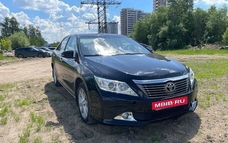 Toyota Camry, 2013 год, 1 430 000 рублей, 4 фотография