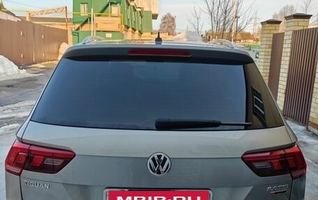 Volkswagen Tiguan II, 2017 год, 2 300 000 рублей, 6 фотография