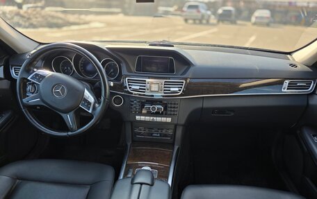Mercedes-Benz E-Класс, 2013 год, 1 600 000 рублей, 10 фотография