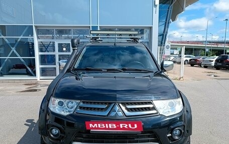 Mitsubishi Pajero Sport II рестайлинг, 2015 год, 2 190 000 рублей, 2 фотография