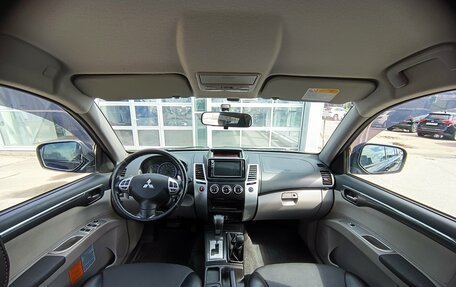 Mitsubishi Pajero Sport II рестайлинг, 2015 год, 2 190 000 рублей, 18 фотография