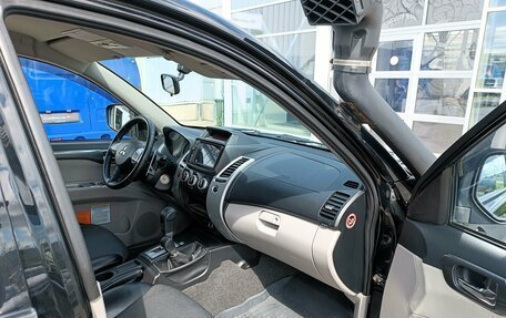 Mitsubishi Pajero Sport II рестайлинг, 2015 год, 2 190 000 рублей, 19 фотография
