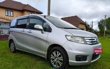 Honda Freed I, 2012 год, 930 000 рублей, 6 фотография