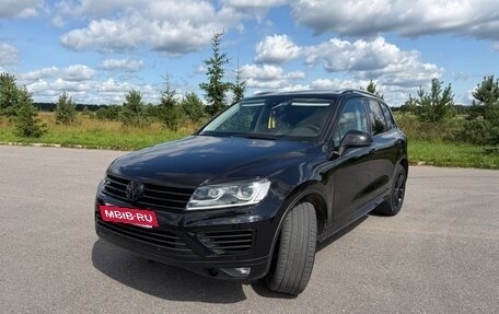 Volkswagen Touareg III, 2018 год, 3 650 000 рублей, 2 фотография