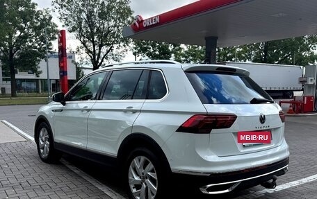 Volkswagen Tiguan II, 2023 год, 2 720 000 рублей, 3 фотография